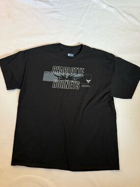 Charlotte Hornets Black Graphic Tee size xl